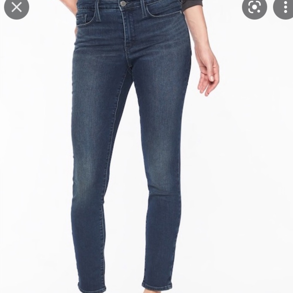 Athleta Dark Wash Sculptek Design For‎ Performance &  Movement Woman’s Jeans 4
